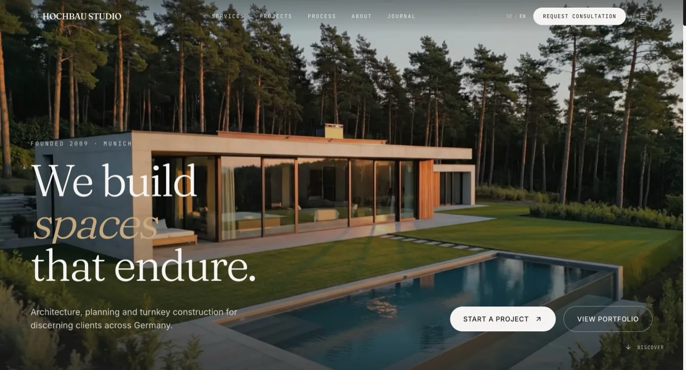 HOCHBAU STUDIO – zweisprachige Website für ein Luxus-Bauunternehmen, Startseite